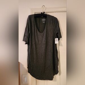 Torrid Super Soft Charcoal V-Neck Short Sleeve Tunic Top Size 2